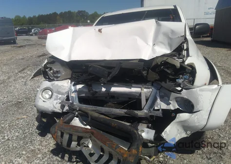 2011 Toyota Tacoma Prerunner V6 from USA, damaged, VIN 3TMJU4GN3BM112325